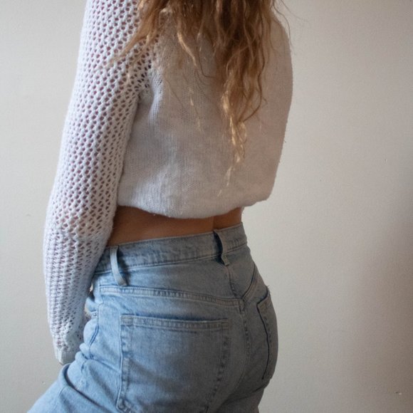 White full length sweater - Picture 11 of 11